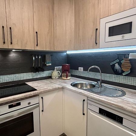 Huebsche Ferienwohnung Mit 2 Schlafzimmern, Pool Und Wlan, Strandnaehe Callao Salvaje Exteriör bild