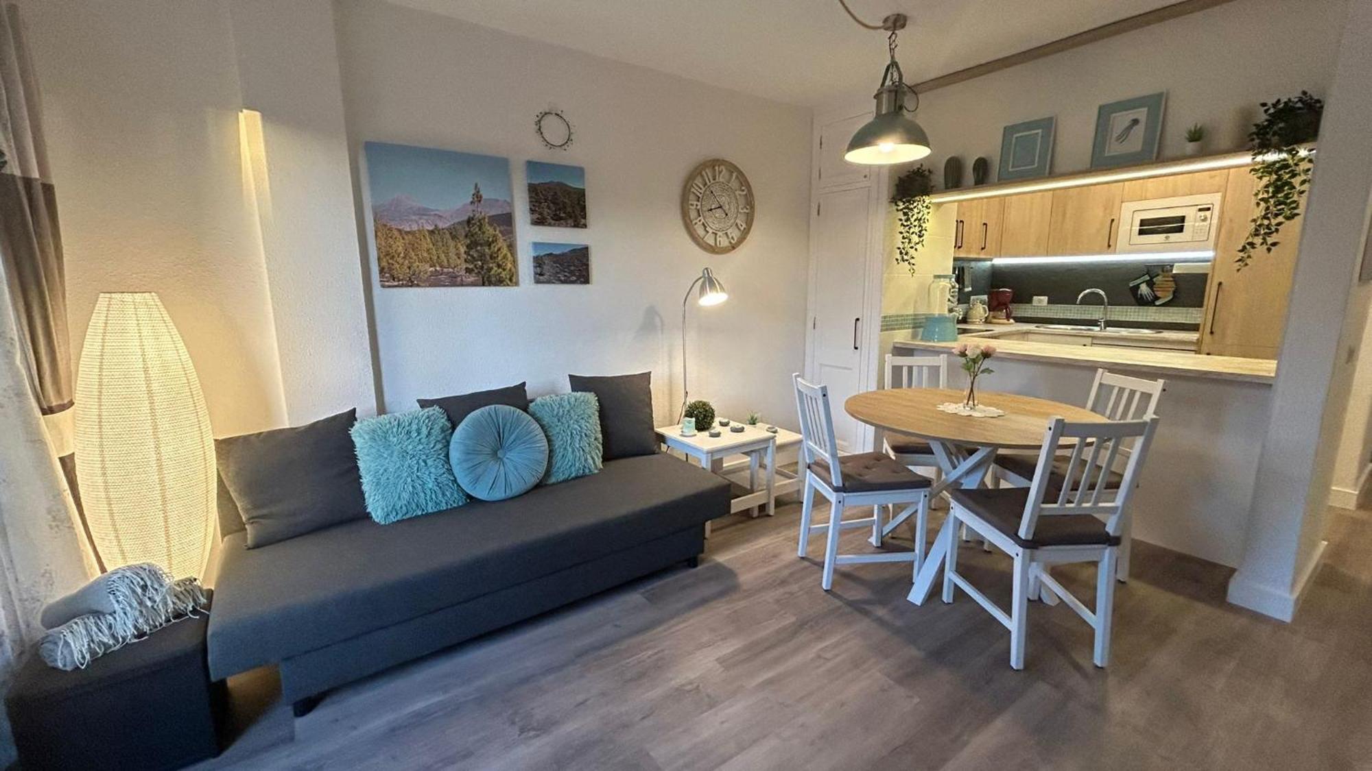 Huebsche Ferienwohnung Mit 2 Schlafzimmern, Pool Und Wlan, Strandnaehe Callao Salvaje Exteriör bild